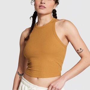 Pink body crops women’s size L / junior